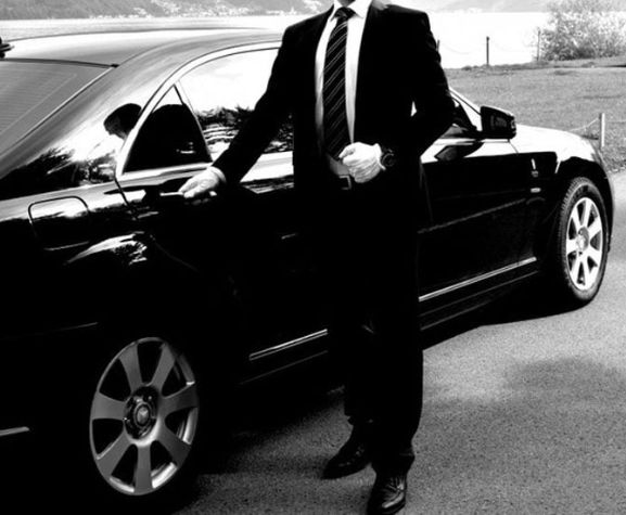 FAQs about chauffeur services in San Diego with VIP Ride 4 U, including booking, pricing, and more.